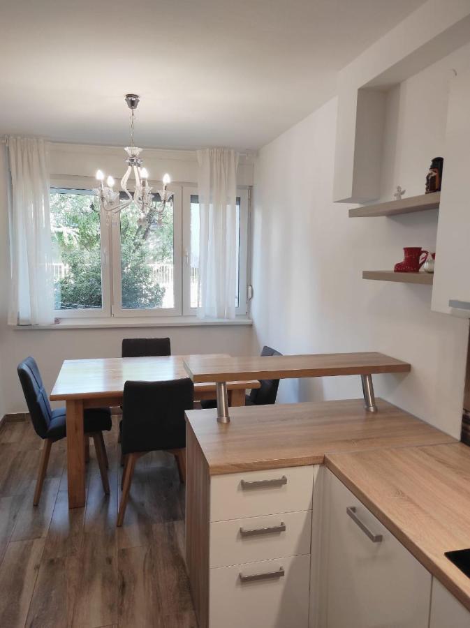 Apartment Mm Split Exteriér fotografie